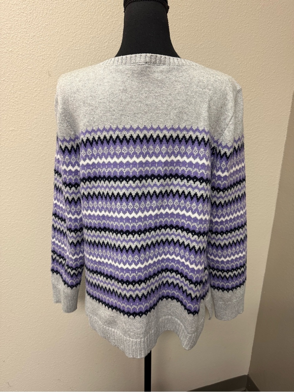 Talbots Fair Isle Sweater Large Purple Gray Soft Knit Winter Cozy Pullover - Picture 4 of 8